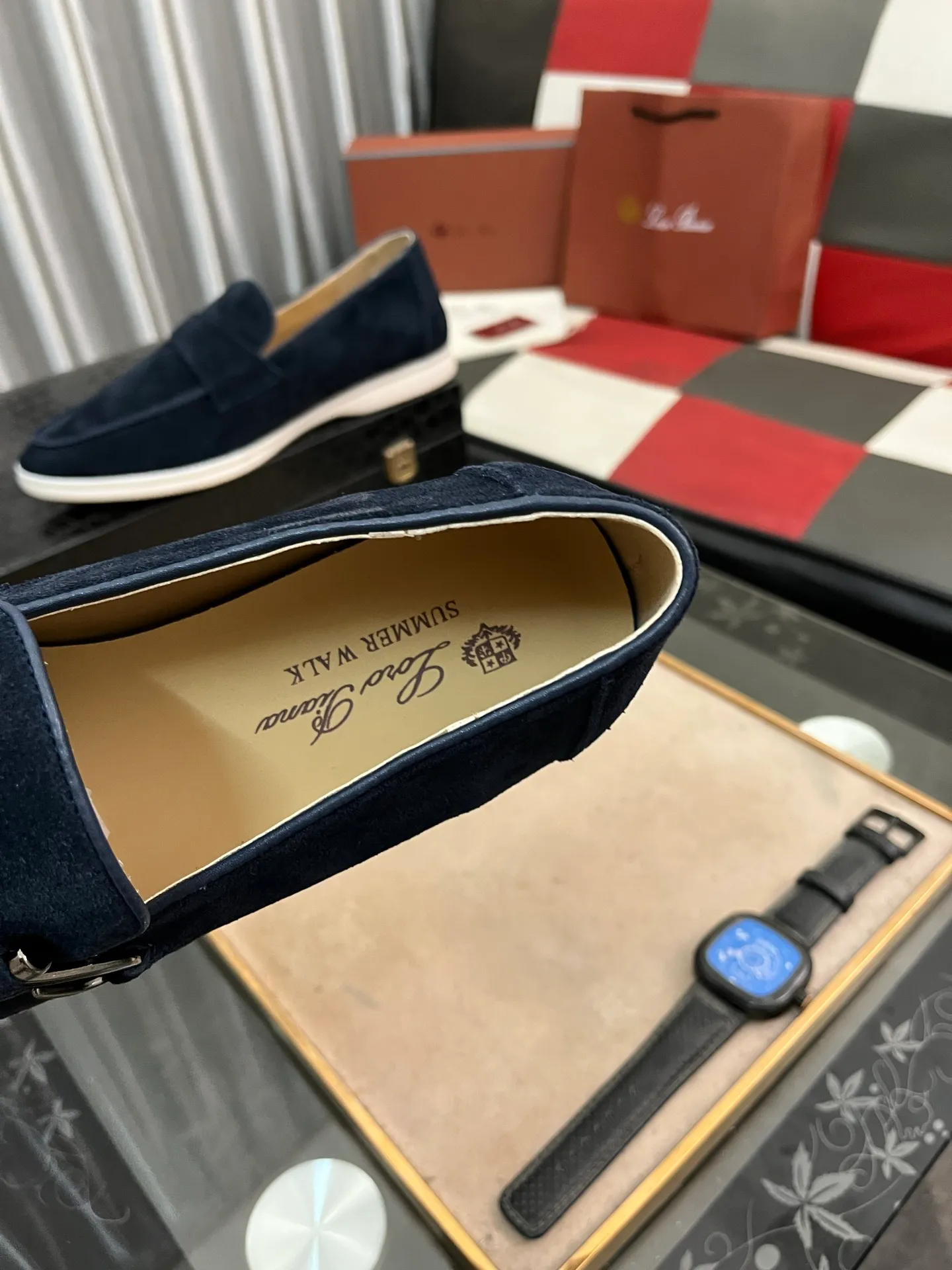 Men's Men's Shoes💰420⌚️⌚️【Loro Piana】LP couple's casual sneakers. Simple and fashionable, the upper is made of cow suede and leather. Sheepskin feet. Custom rubber sole. Size: Female 35-42 (35, 41, 42, 43 customized are non-refundable) Male 38-46 (45, 46 customized)